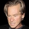 VAL KILMER ELISMERTE, HOGY RÁKBETEGSÉGBŐL LÁBADOZIK 